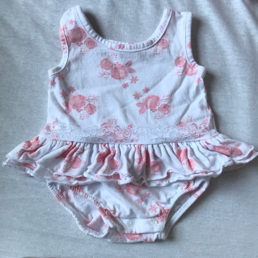 Baby clothes